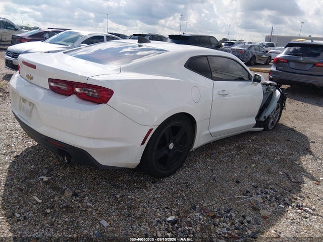 2019 CHEVROLET CAMARO 1LT 4
