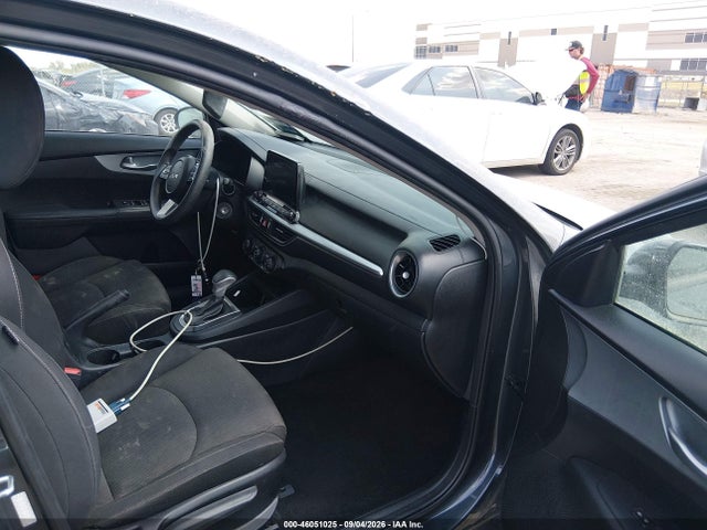 2023 KIA FORTE LXS 5