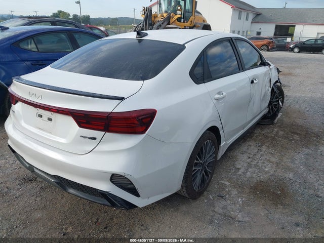 2023 KIA FORTE GT-LINE 4