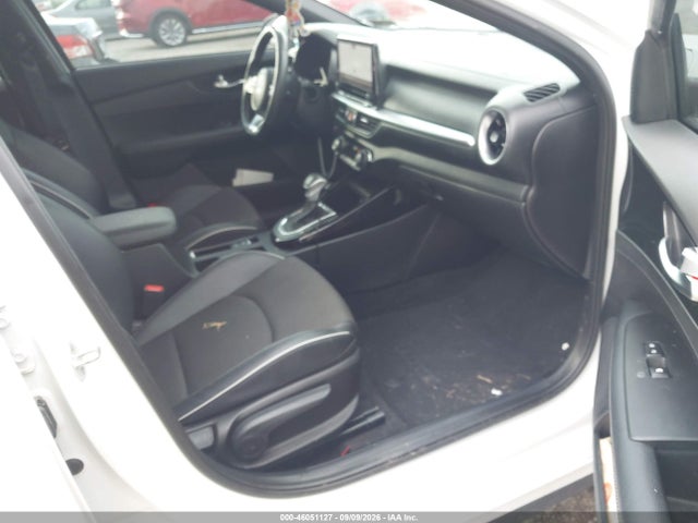 2023 KIA FORTE GT-LINE 5