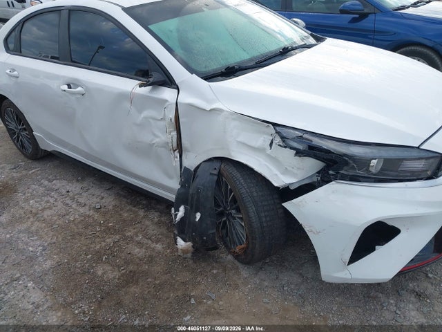 2023 KIA FORTE GT-LINE 6