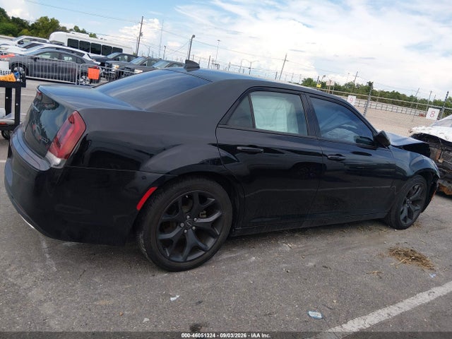 2022 CHRYSLER 300 TOURING 13
