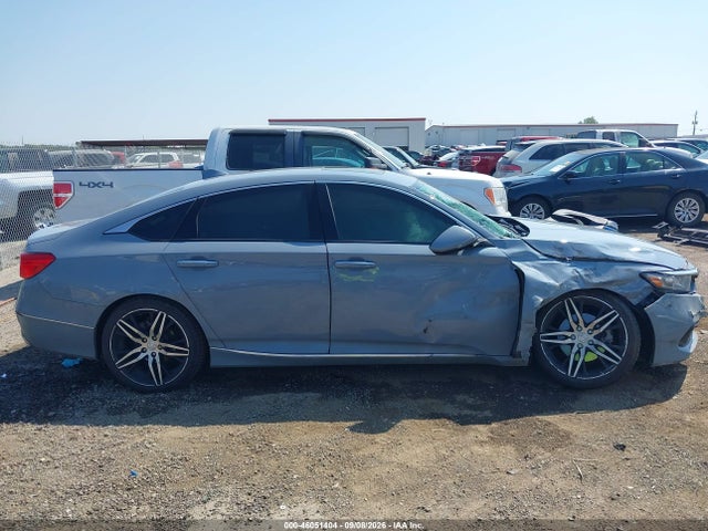 2022 HONDA ACCORD TOURING 12