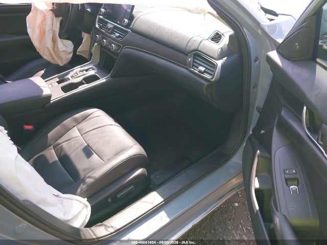 2022 HONDA ACCORD TOURING 5