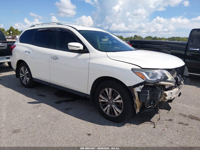 2017 NISSAN PATHFINDE SL