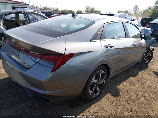 2023 HYUNDAI ELANTRA LIMITED 4