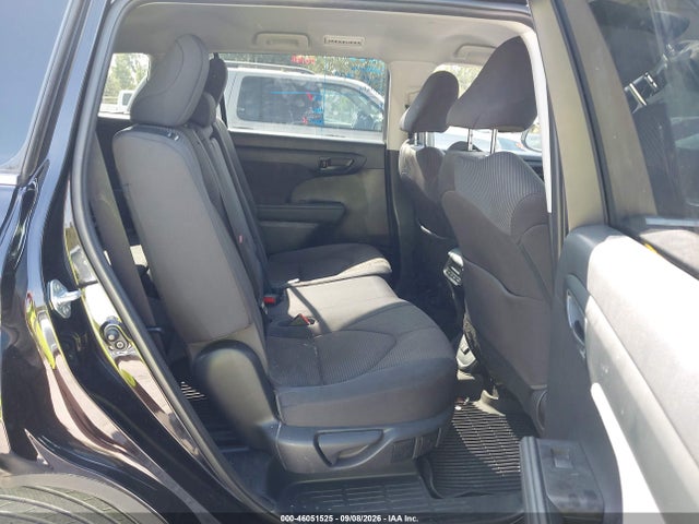 2021 TOYOTA HIGHLANDER L 8