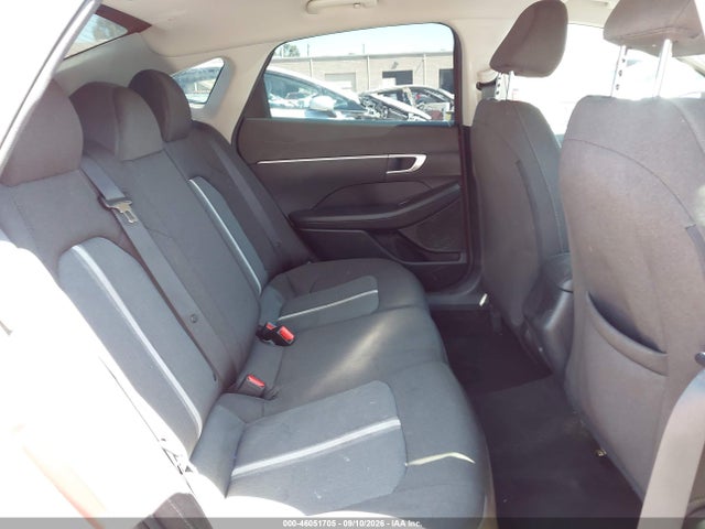 2022 HYUNDAI SONATA SE 8