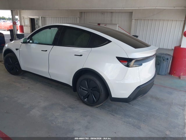 2026 TESLA MODEL Y PREMIUM REAR-WHEEL DRIVE/REAR-WHEEL DRIVE 3