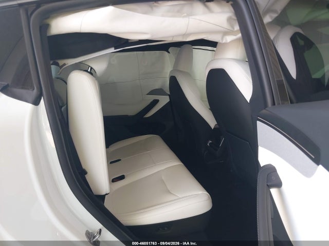 2026 TESLA MODEL Y PREMIUM REAR-WHEEL DRIVE/REAR-WHEEL DRIVE 8