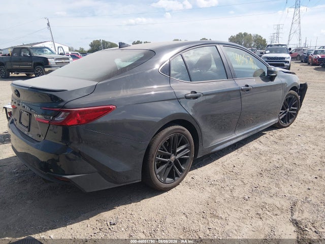 2026 TOYOTA CAMRY SE 4