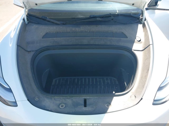 2022 TESLA MODEL Y LONG RANGE DUAL MOTOR ALL-WHEEL DRIVE 10