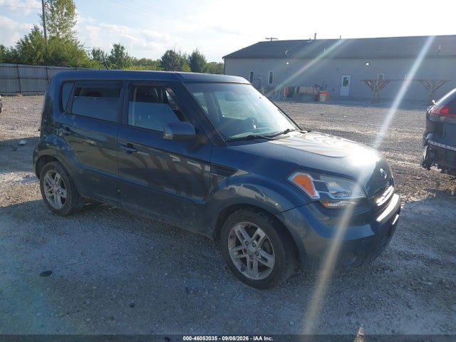 2011 KIA SOUL +