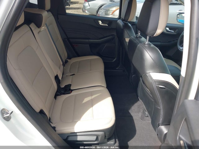2022 FORD ESCAPE SEL 8
