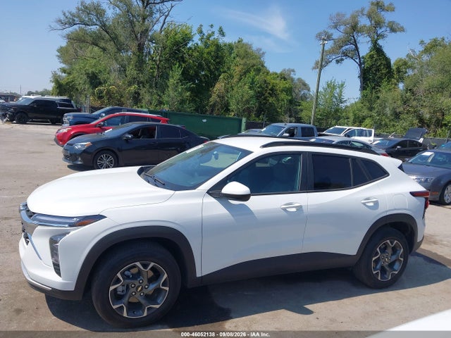 2026 CHEVROLET TRAX FWD LT 14