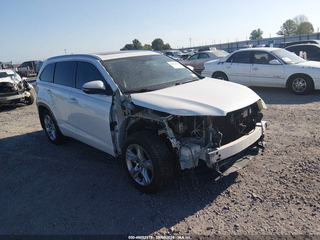 2015 TOYOTA HIGHLANDE LIMITED PLATINUM V6