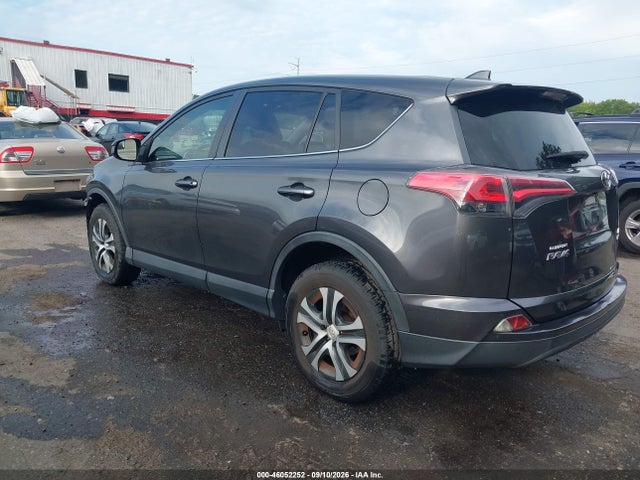 2018 TOYOTA RAV4 LE 3