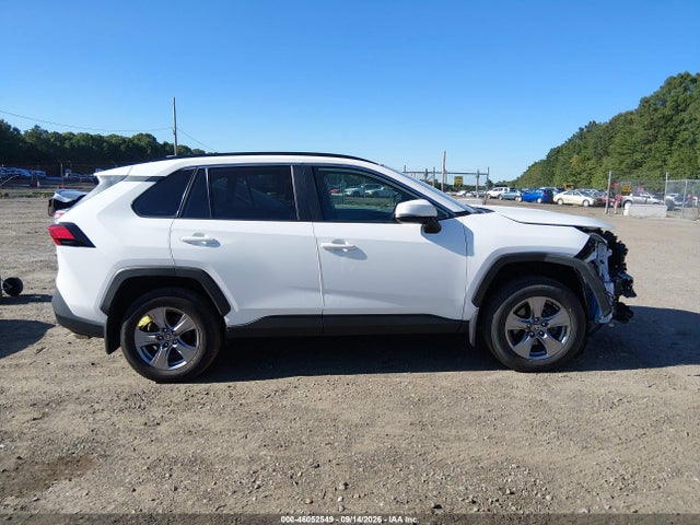 2024 TOYOTA RAV4 XLE 13