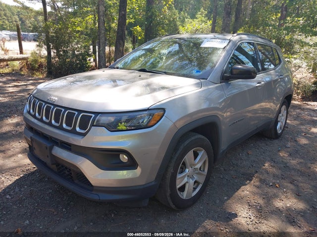 2022 JEEP COMPASS LATITUDE FWD 2