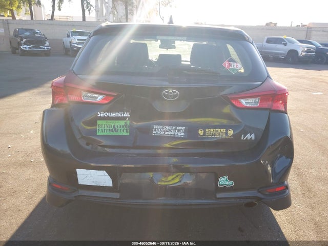 2018 TOYOTA COROLLA IM 16
