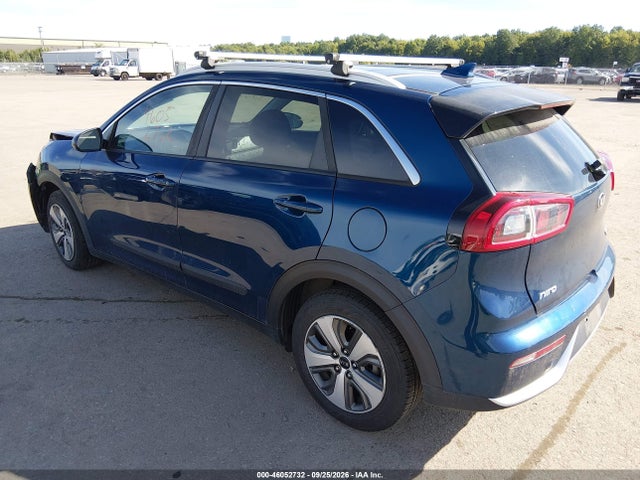 2018 KIA NIRO LX 3