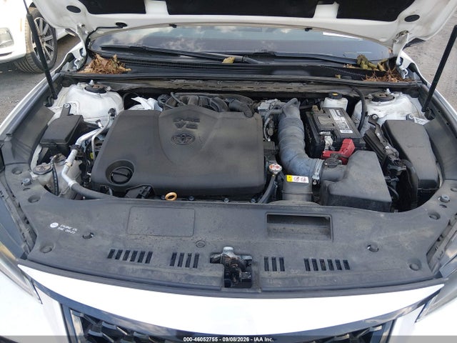 2022 TOYOTA AVALON TOURING 10