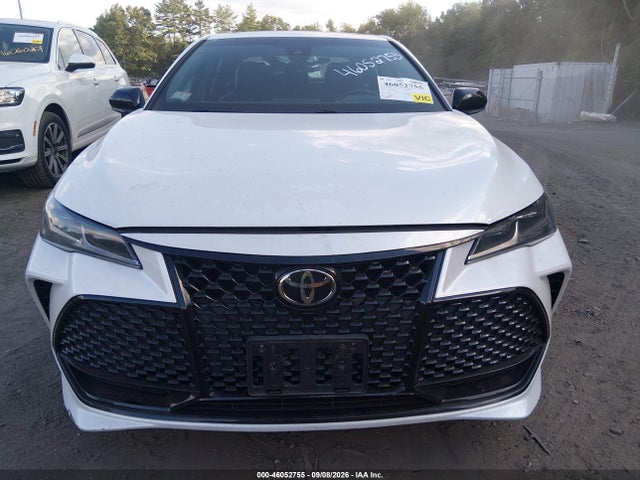 2022 TOYOTA AVALON TOURING 13