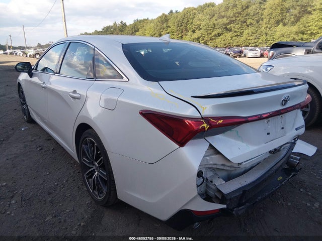 2022 TOYOTA AVALON TOURING 3