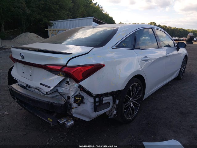 2022 TOYOTA AVALON TOURING 4