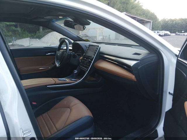 2022 TOYOTA AVALON TOURING 5