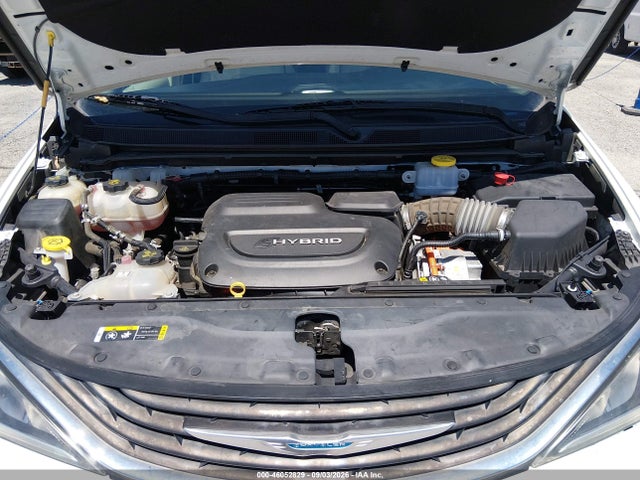 2018 CHRYSLER PACIFICA HYBRID TOURING PLUS 10