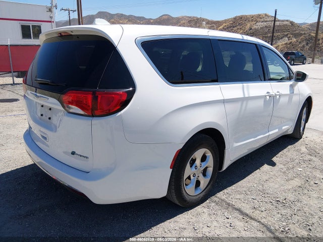 2018 CHRYSLER PACIFICA HYBRID TOURING PLUS 4