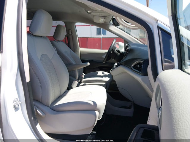 2018 CHRYSLER PACIFICA HYBRID TOURING PLUS 5