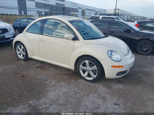 2006 VOLKSWAGEN NEW BEETLE 2.5