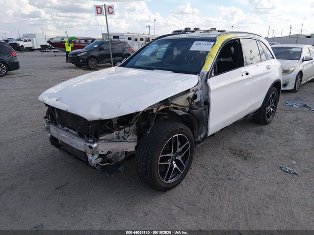 2019 MERCEDES-BENZ GLC 300 4MATIC 2