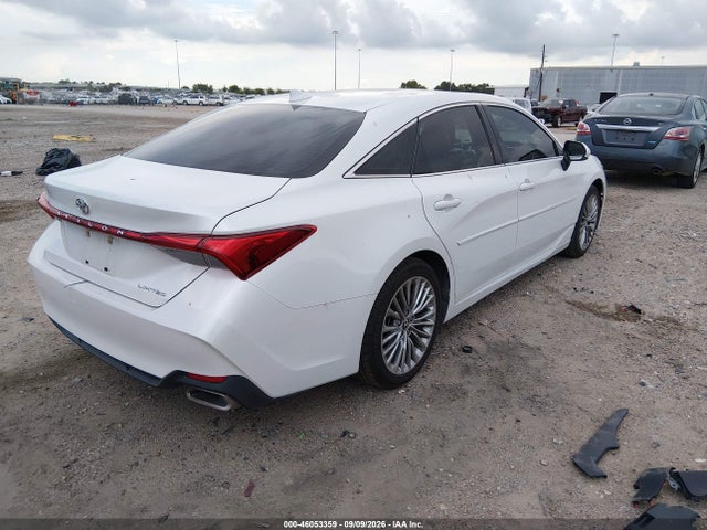 2019 TOYOTA AVALON LIMITED 4
