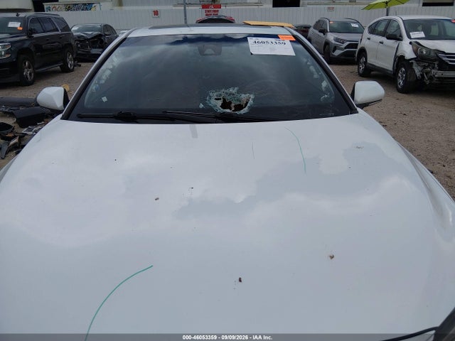 2019 TOYOTA AVALON LIMITED 6