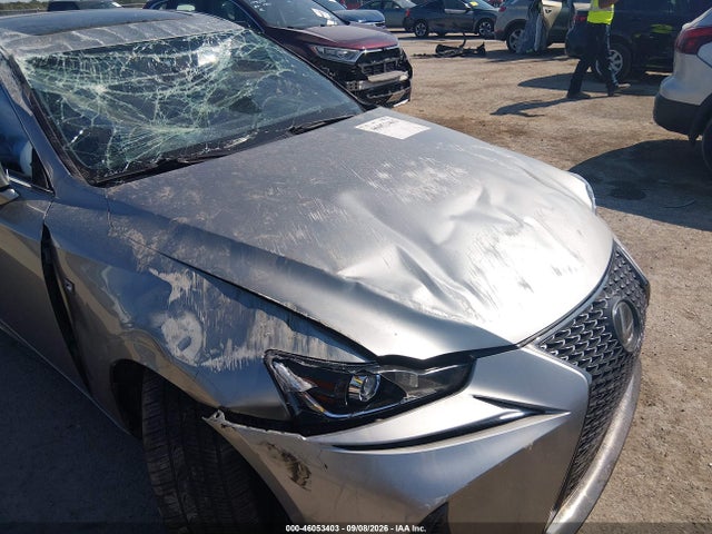 2019 LEXUS IS 300 5
