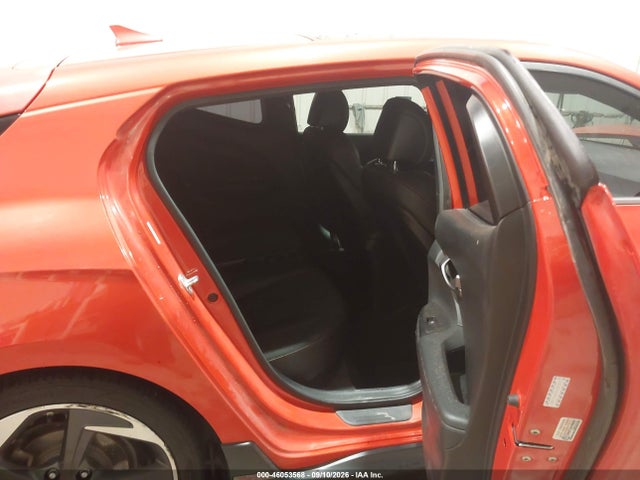 2019 HYUNDAI VELOSTER TURBO 8