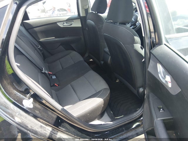 2023 KIA FORTE LXS 8