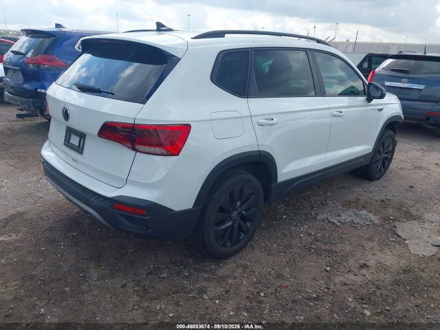 2022 VOLKSWAGEN TAOS 1.5T S 4