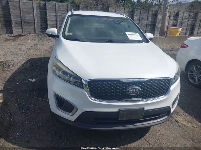 2017 KIA SORENTO 2.4L LX 12