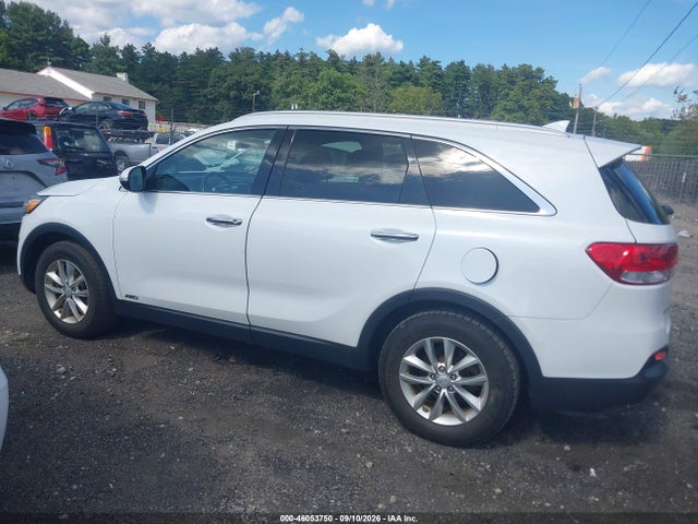 2017 KIA SORENTO 2.4L LX 14