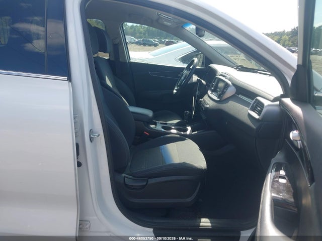 2017 KIA SORENTO 2.4L LX 5