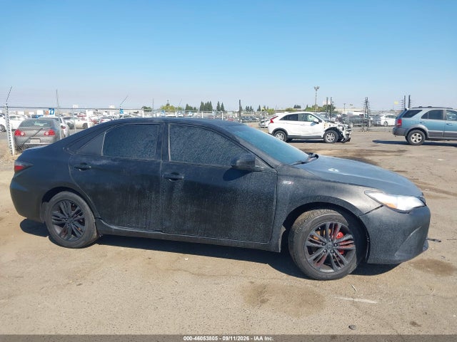 2017 TOYOTA CAMRY HYBRID XLE 12