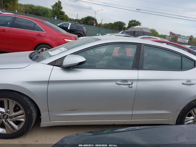 2019 HYUNDAI ELANTRA SEL 13