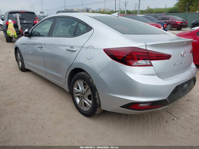 2019 HYUNDAI ELANTRA SEL 3