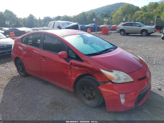 2013 TOYOTA PRIUS TWO