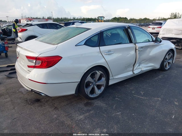 2018 HONDA ACCORD TOURING 4