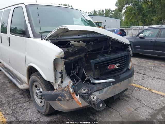 2017 GMC SAVANA 2500 WORK VAN 6